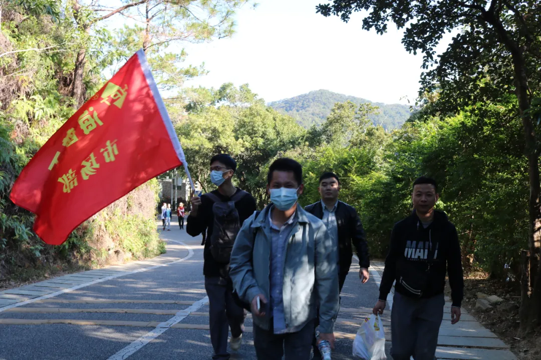 必赢贵宾会注册开户 海普天丨赏金电竞苹果团建活动---梧桐山之旅......(图3)